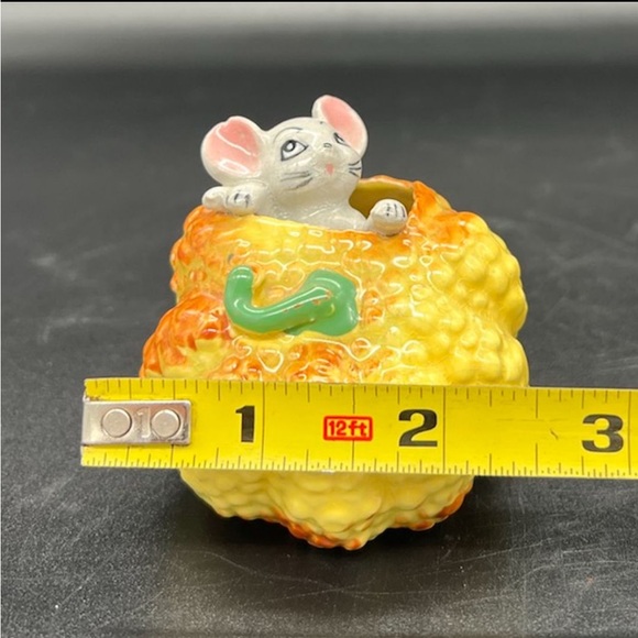 Vintage Tiny Mouse Pumpkin Gourd Figurine Kitchen Decor Fall Autumn Thanksgiving - Picture 10 of 10